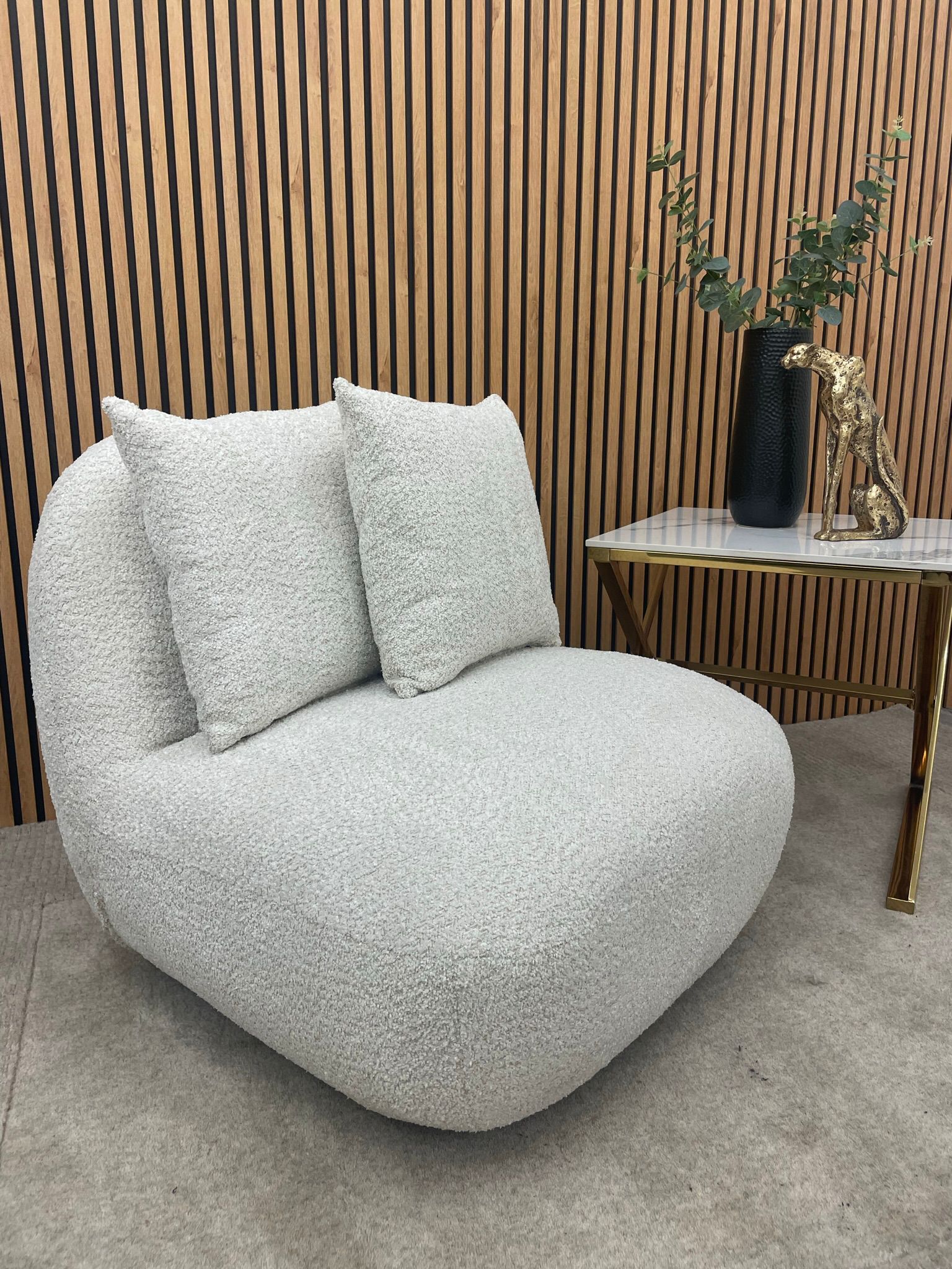 cozy lounge ascent chair